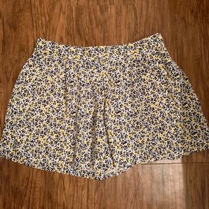 Gap Floral Flowy Shorts